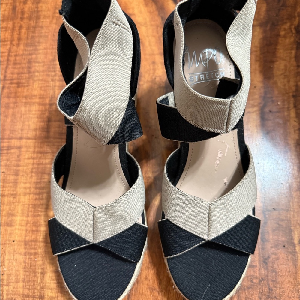 Black and Tan Women's Sandals